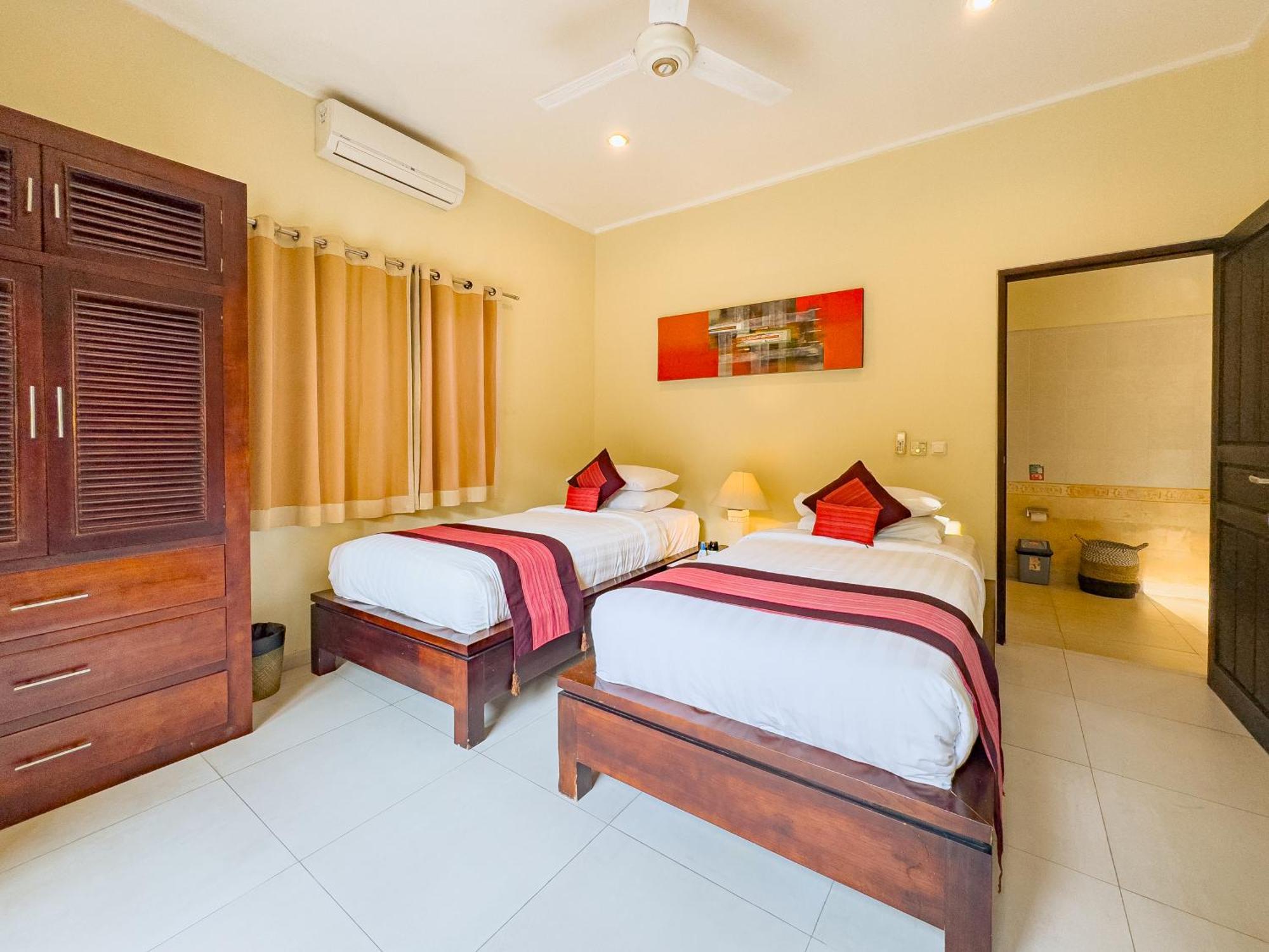 Villa Bugis Abimanyu Seminyak Oda fotoğraf