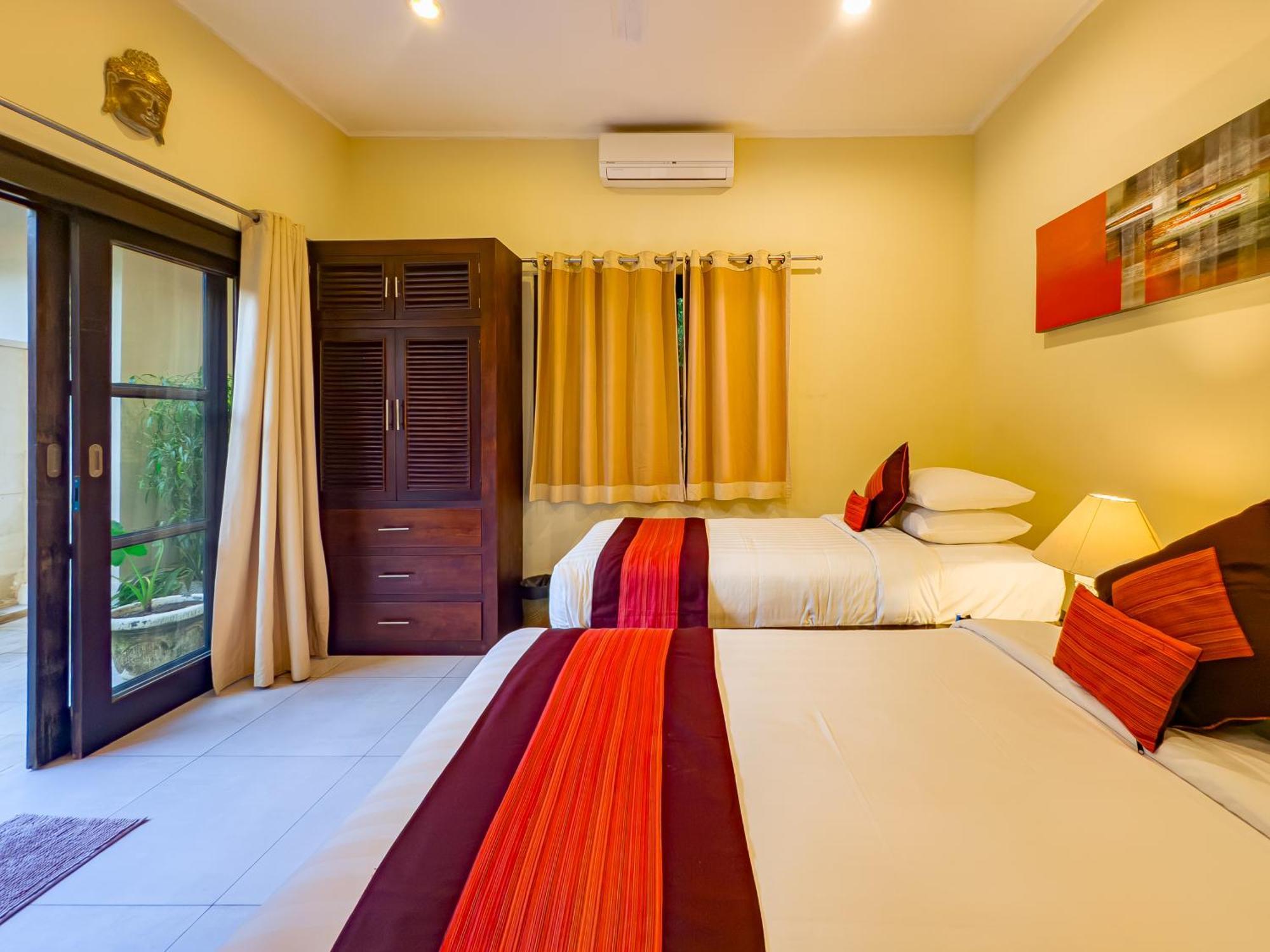 Villa Bugis Abimanyu Seminyak Oda fotoğraf
