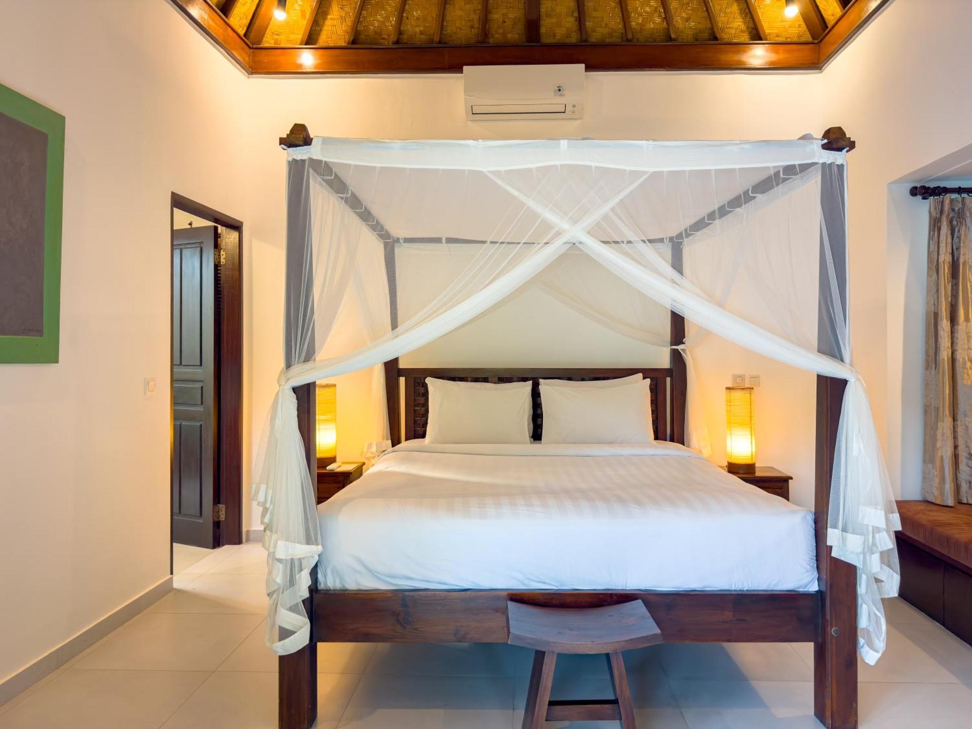 Villa Bugis Abimanyu Seminyak Oda fotoğraf