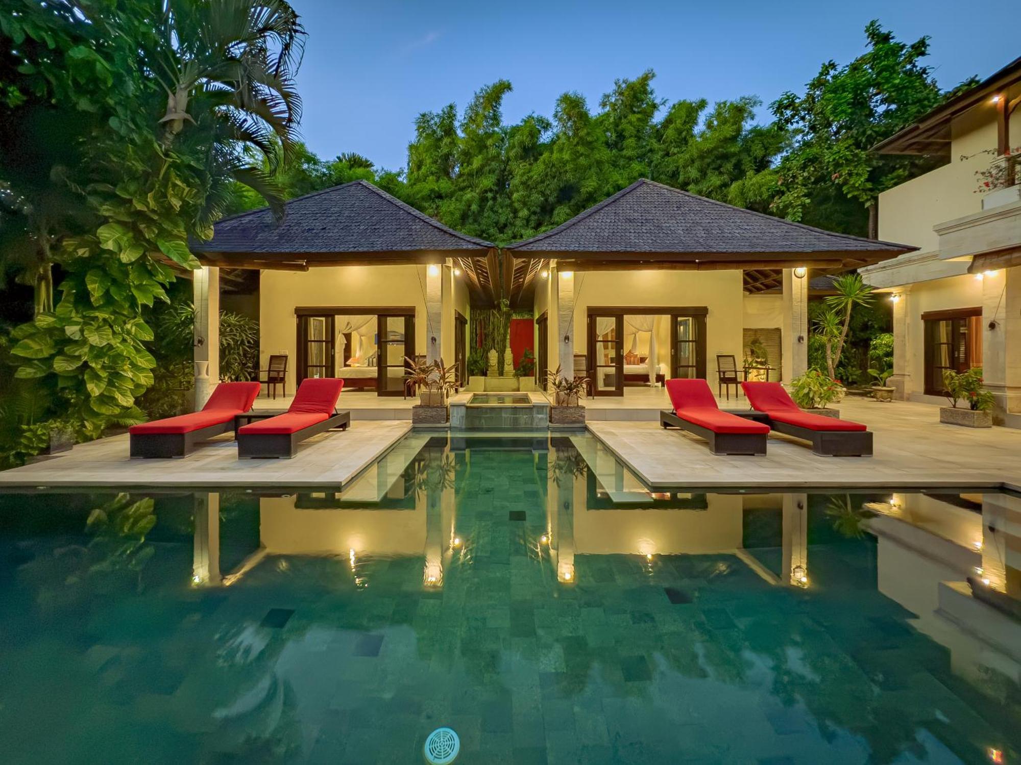 Villa Bugis Abimanyu Seminyak Oda fotoğraf