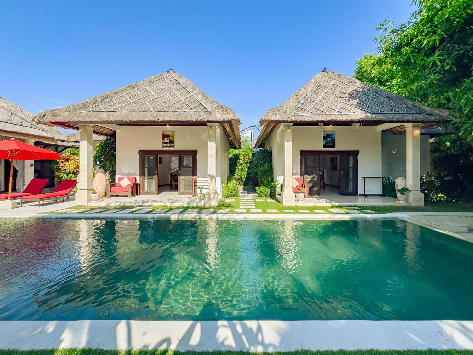 Villa Bugis Abimanyu Seminyak Oda fotoğraf