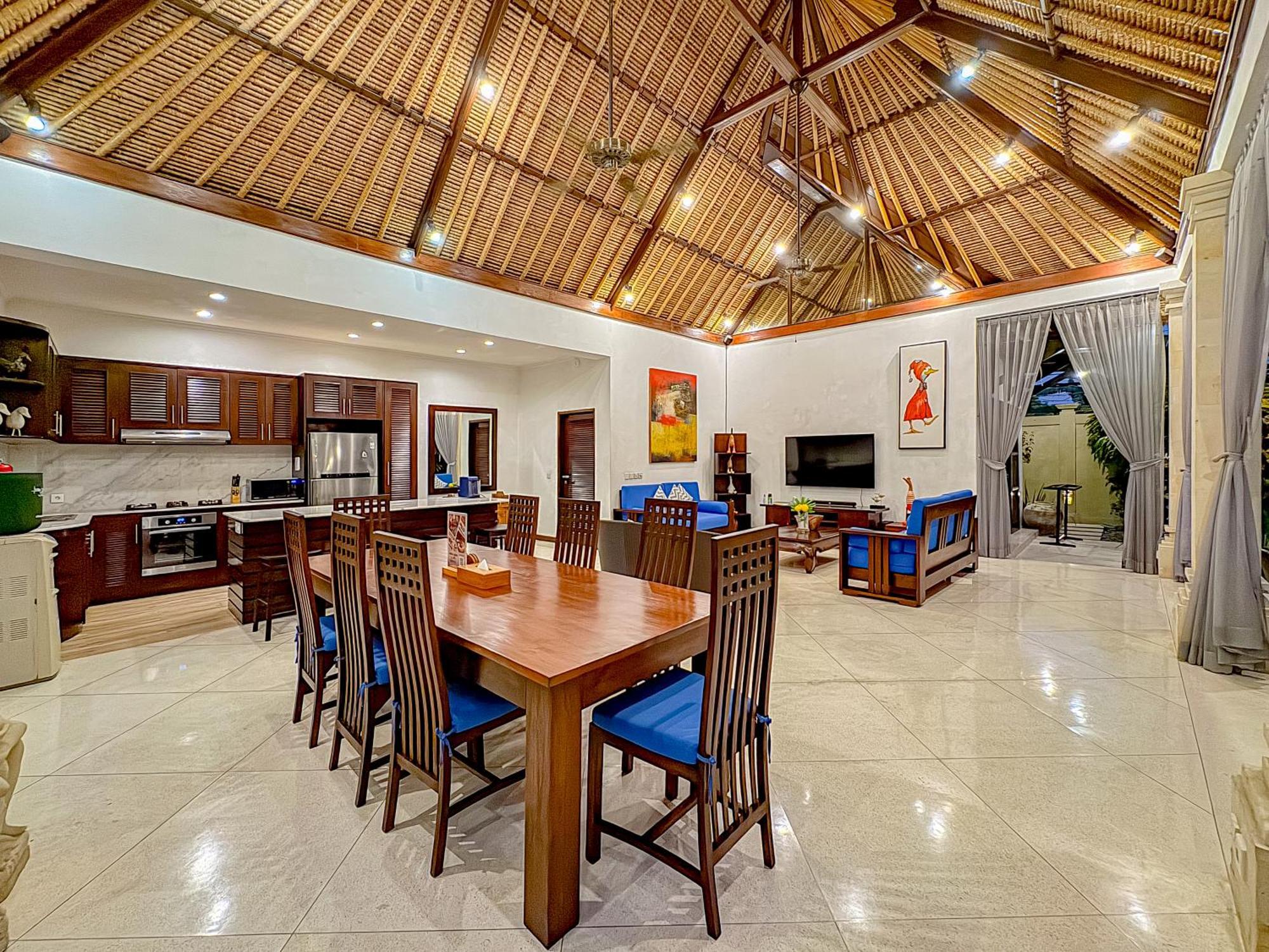 Villa Bugis Abimanyu Seminyak Oda fotoğraf